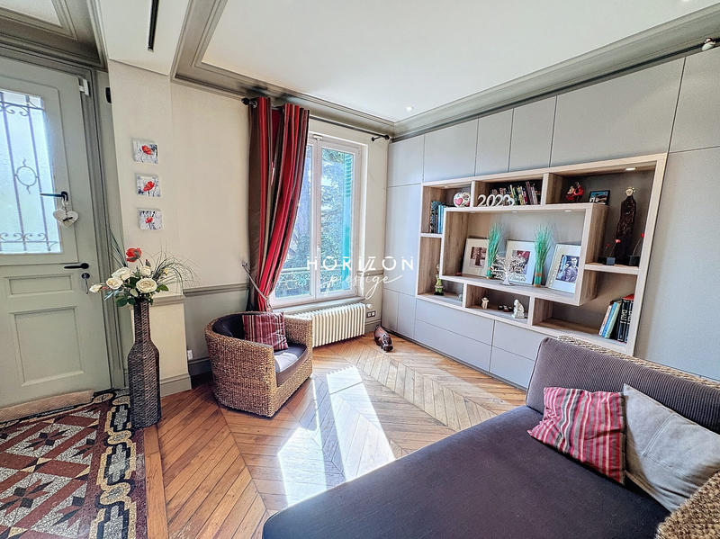 Maison - 167 m² - 7 pièces