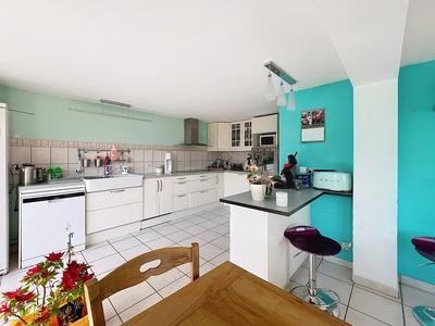 Maison - 191 m² - 7 pièces