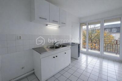 Appartement - 79 m² - 4 pièces