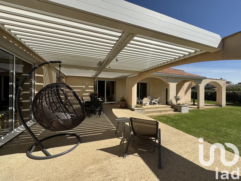 Maison de maîtres - 260 m² - 10 pièces