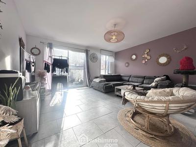 Maison - 98 m² - 5 pièces