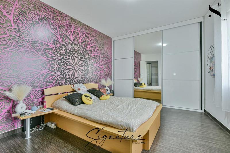 Maison - 215 m² - 8 pièces