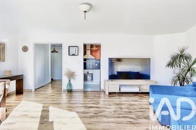 Appartement - 79 m² - 4 pièces