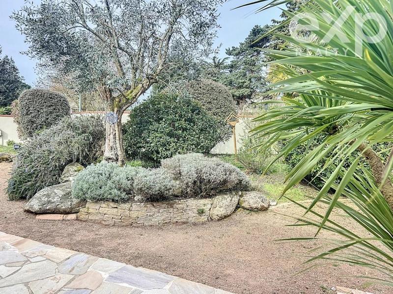 Maison - 177 m² - 6 pièces