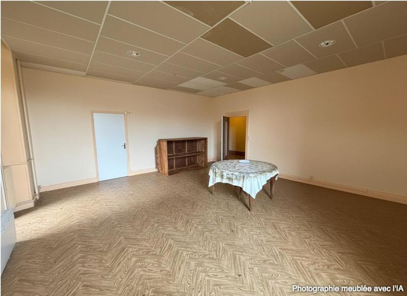 Demeure - 1 200 m² - 18 pièces