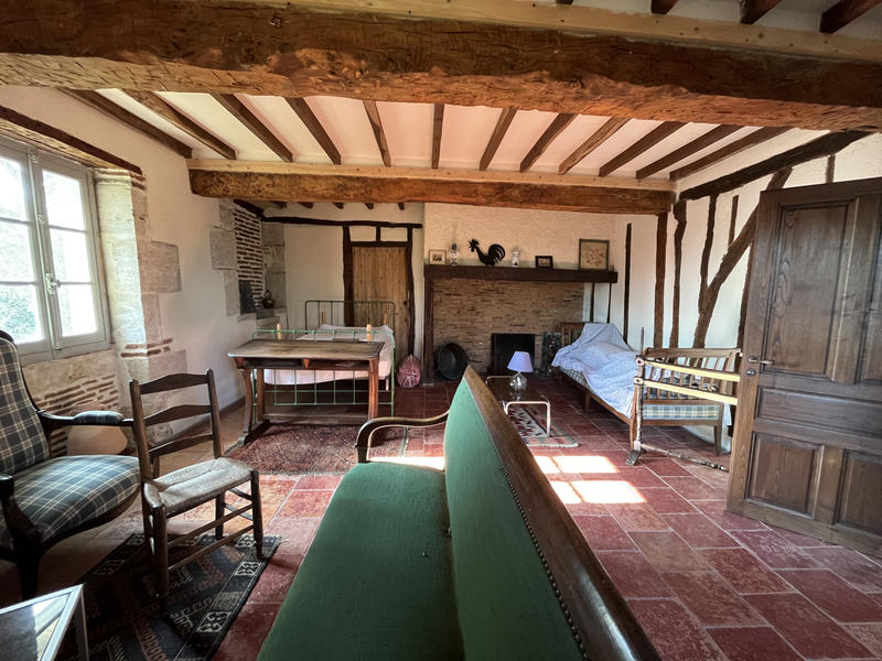 Maison - 200 m² - 8 pièces