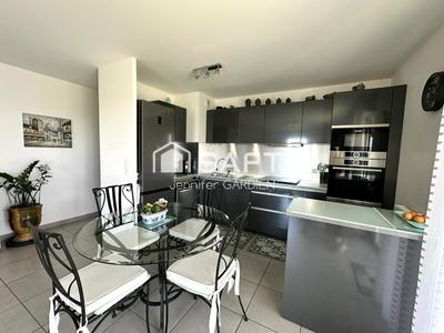 Appartement - 97 m² - 5 pièces