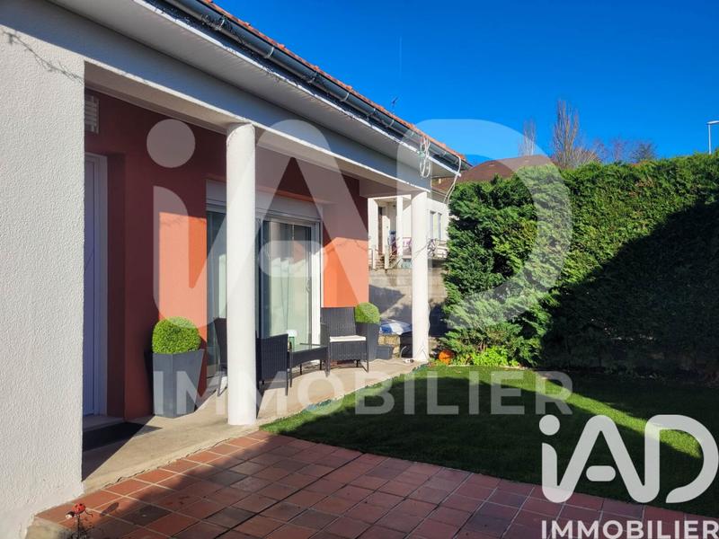 Maison - 137 m² - 7 pièces