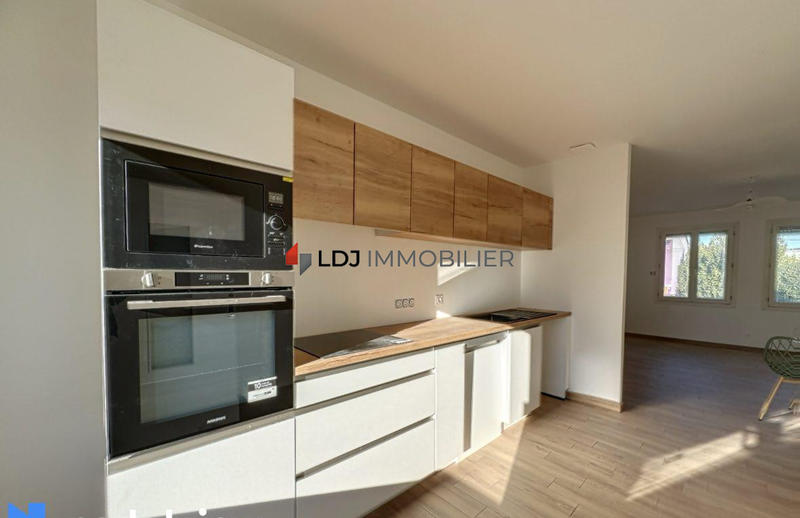 Maison traditionnelle - 124 m² - 7 pièces