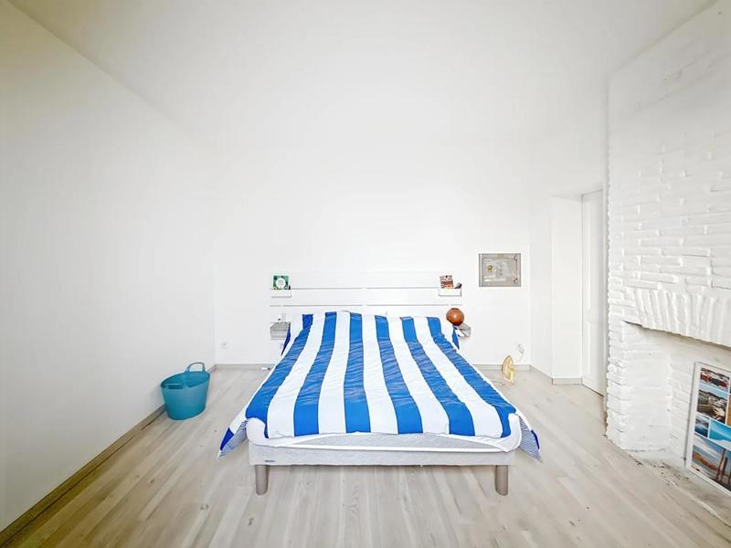 Maison en pierre - 200 m² - 9 pièces