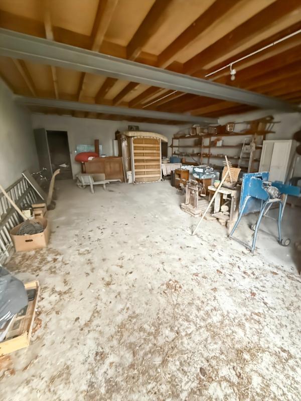 Maison en pierre - 130 m² - 9 pièces