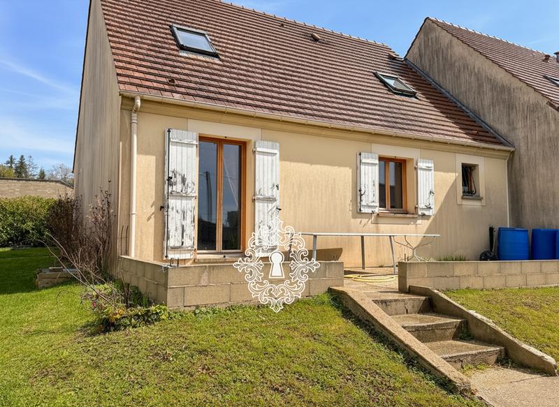 Maison - 97 m² - 4 pièces