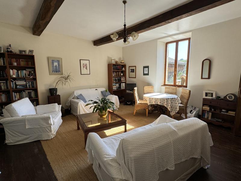 Maison ancienne - 218 m² - 7 pièces