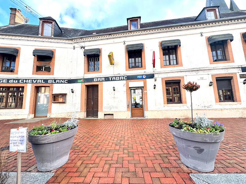 Immeuble - 304 m² - 8 pièces