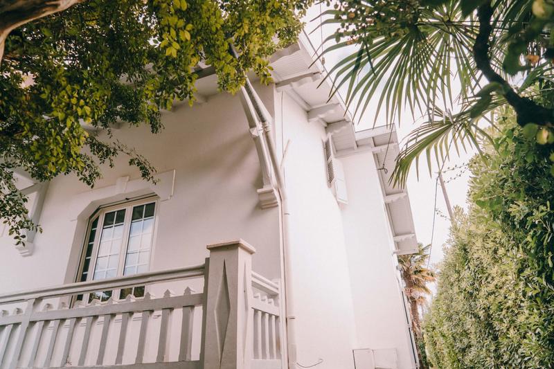 Villa - 239 m² - 7 pièces