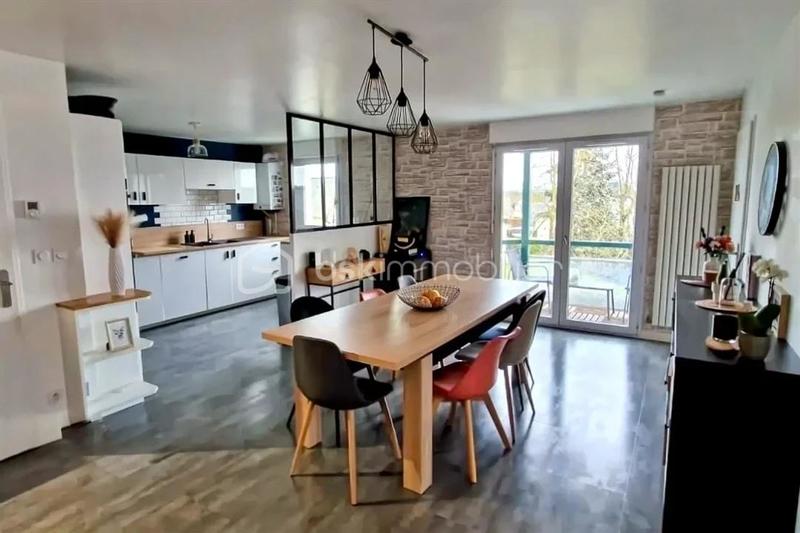 Duplex - 83 m² - 4 pièces