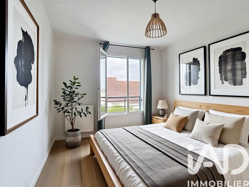 Maison - 104 m² - 4 pièces