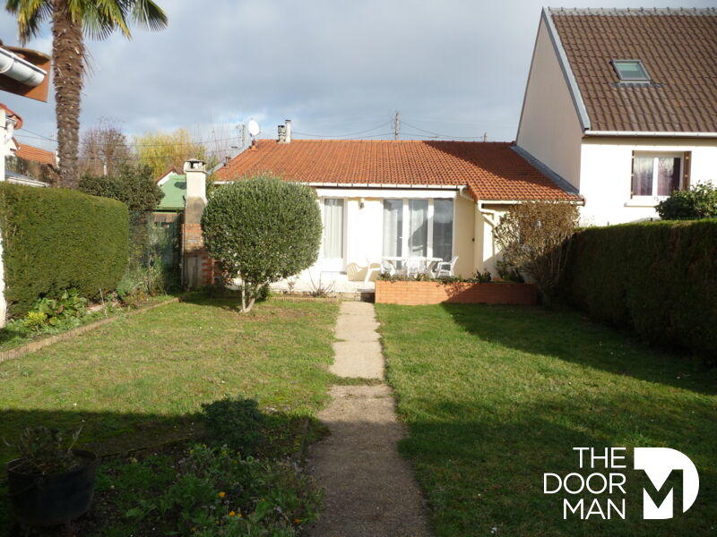 Maison traditionnelle - 87 m² - 3 pièces