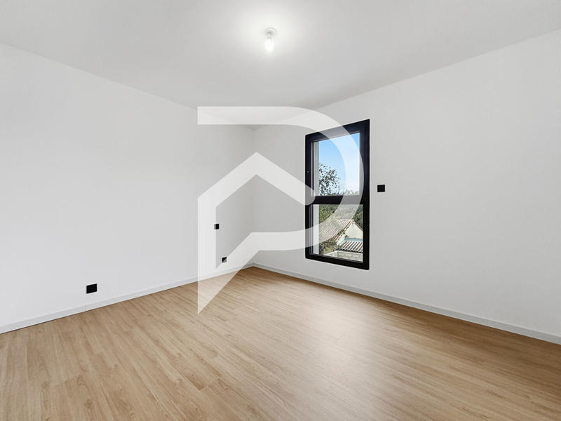 Maison - 135 m² - 4 pièces