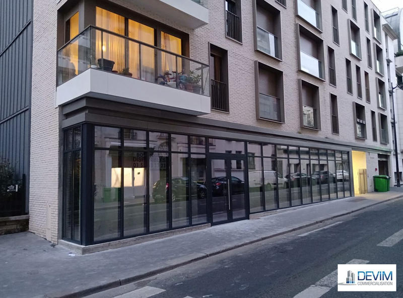 Local commercial - 192 m²