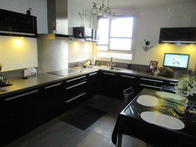 Appartement - 84 m² - 5 pièces