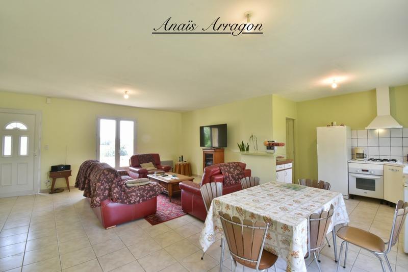 Maison - 90 m² - 4 pièces