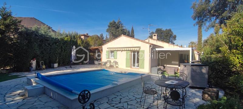 Maison - 188 m² - 5 pièces