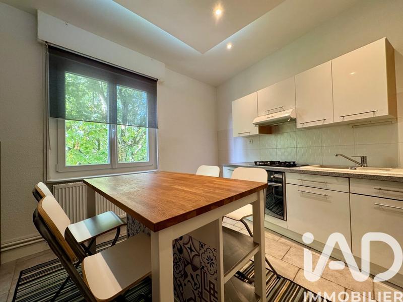 Appartement - 97 m² - 5 pièces