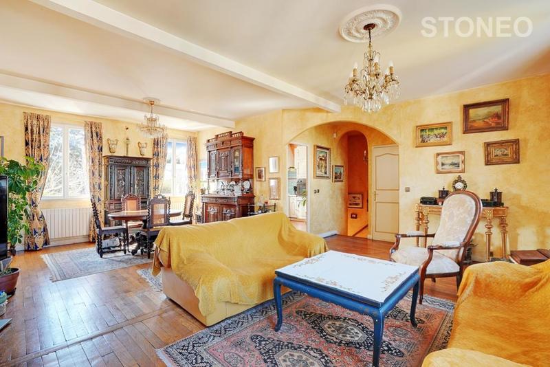 Maison ancienne - 146 m² - 7 pièces