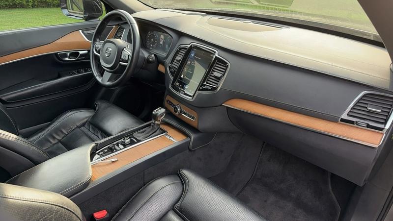 Volvo Xc90 II 2.0 TDi D5 235 Awd Geartronic8 Inscription Luxe - 7 places Entretien constructeur