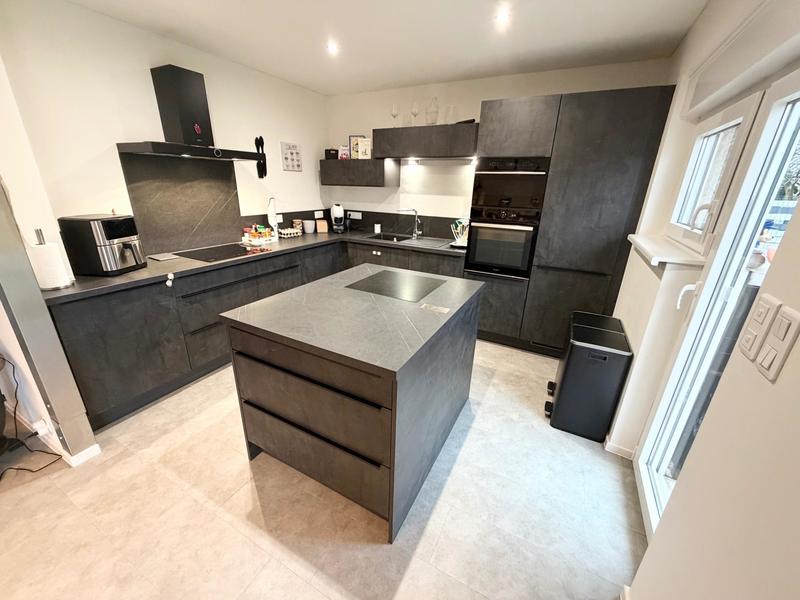 Maison - 94 m² - 4 pièces