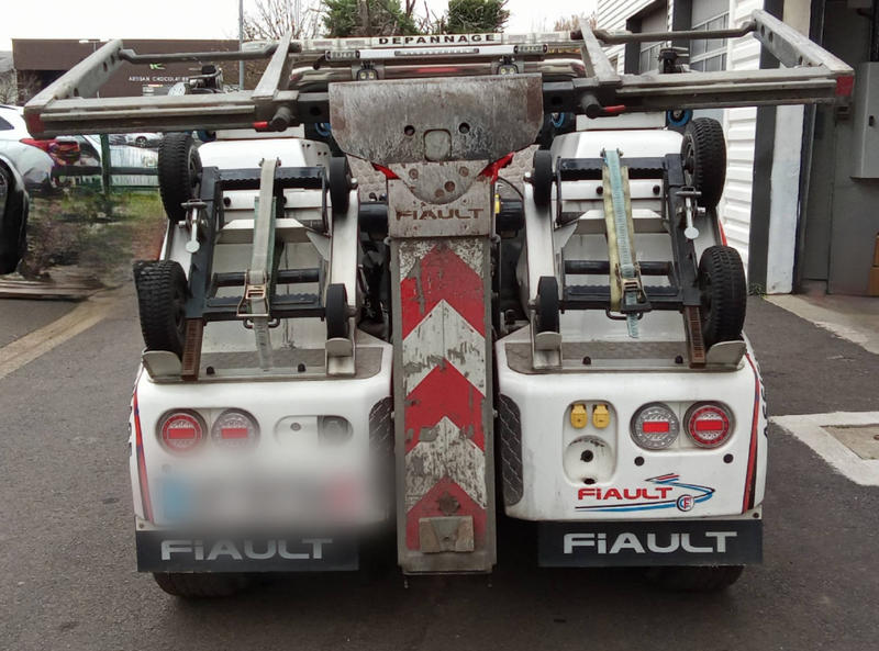 Toyota Hilux Dépanneuse VII 2.8 d-4d 204 Lounge - Première main Entretien constructeur