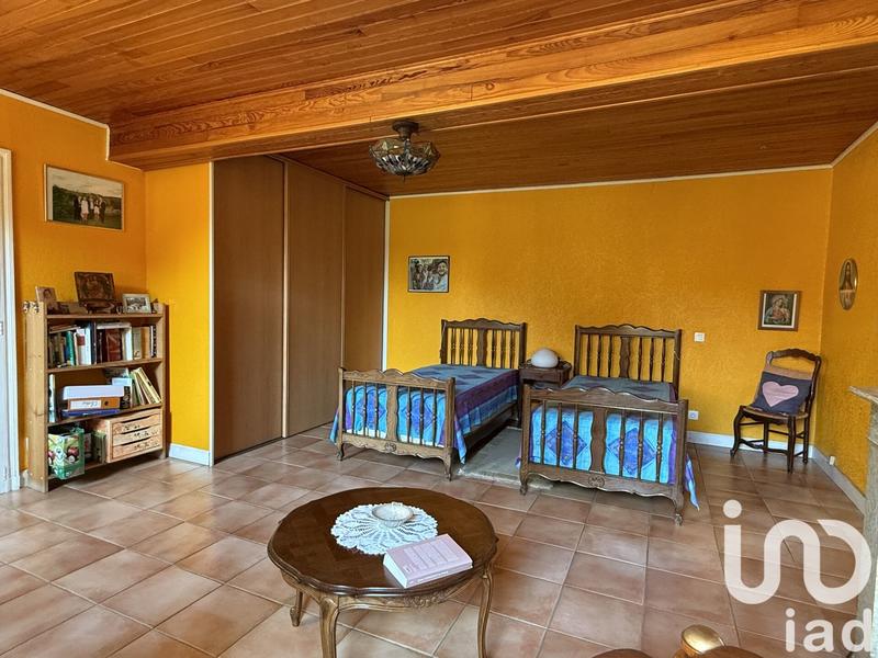 Maison - 311 m² - 7 pièces