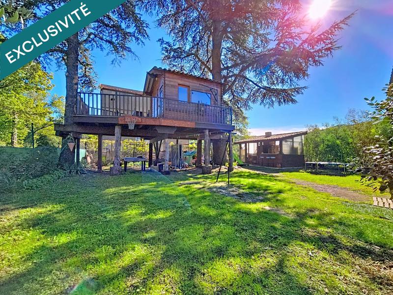 Maison - 230 m² - 10 pièces