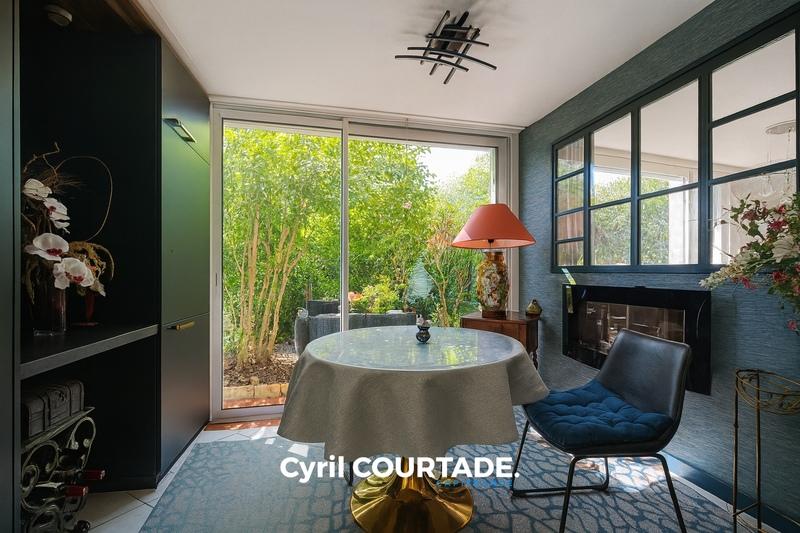 Appartement - 96 m² - 3 pièces