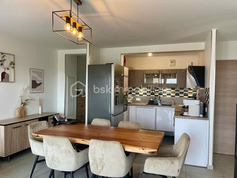 Appartement - 67 m² - 3 pièces