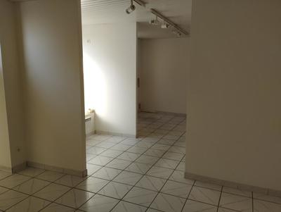 Immeuble - 60 m² - 3 pièces