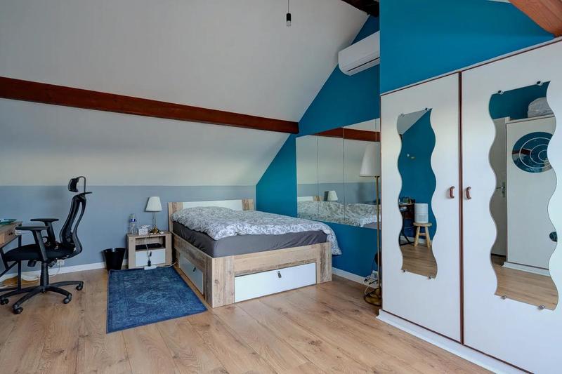 Appartement - 156 m² - 8 pièces