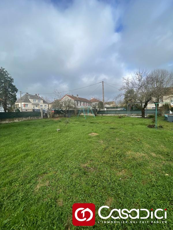 Maison - 90 m² - 4 pièces