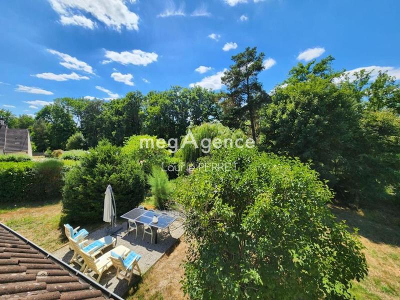 Maison traditionnelle - 143 m² - 7 pièces