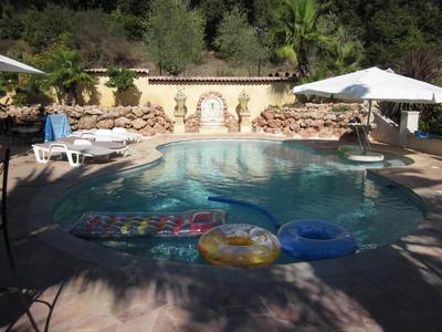 Maison chambre d'hôtes - 450 m² - 14 pièces