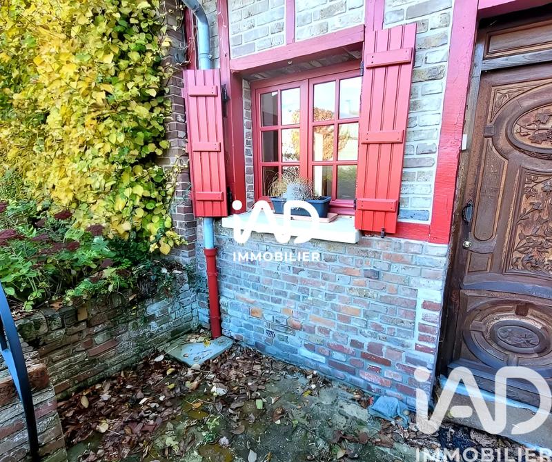 Maison - 239 m² - 10 pièces