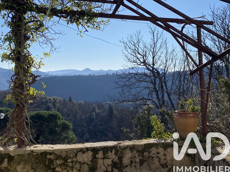 Maison - 160 m² - 11 pièces