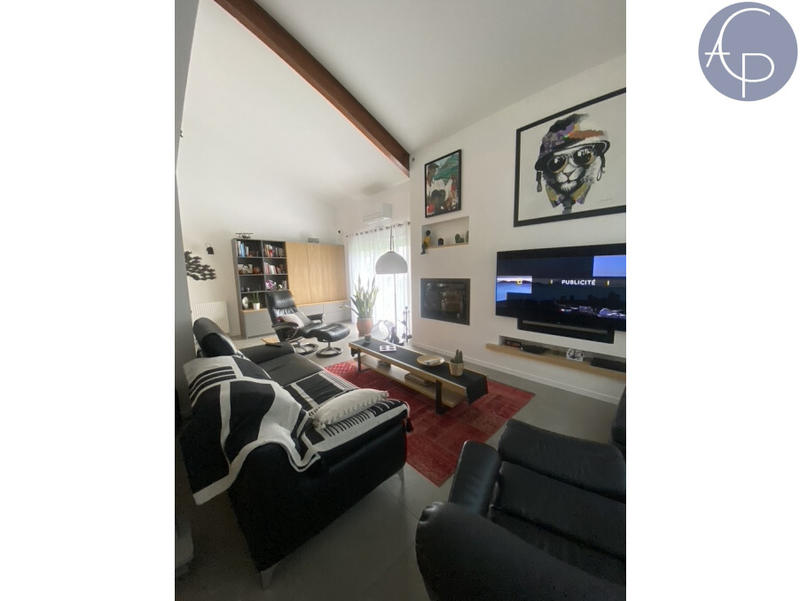 Maison - 128 m² - 5 pièces