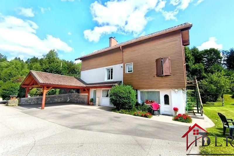 Maison - 200 m² - 7 pièces