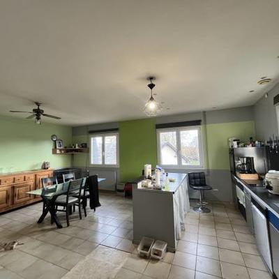 Maison - 218 m² - 9 pièces