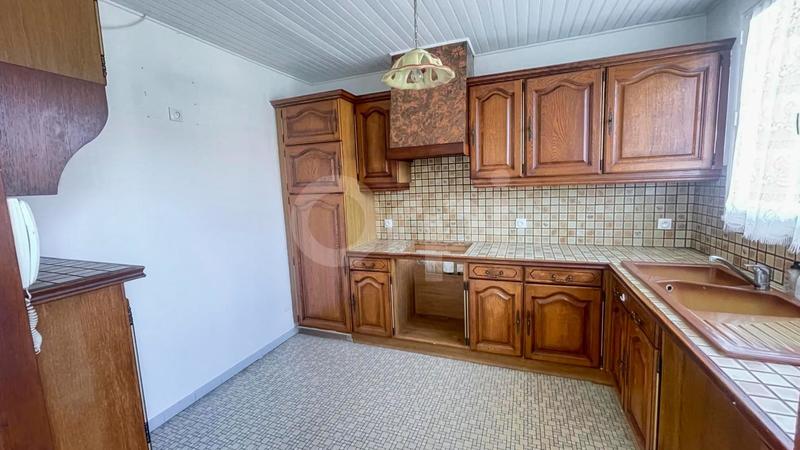 Maison - 92 m² - 6 pièces