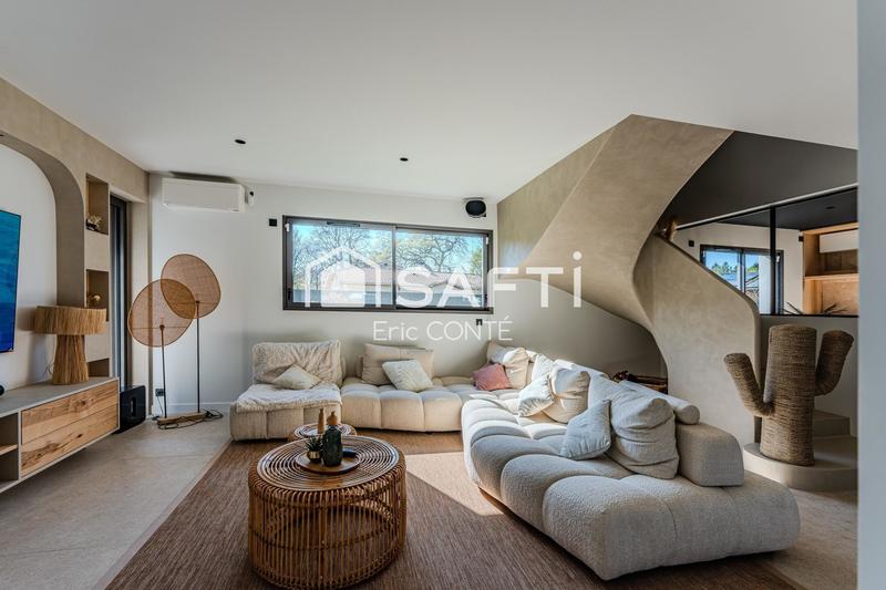 Villa - 324 m² - 7 pièces