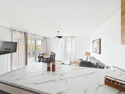 Appartement - 81 m² - 4 pièces