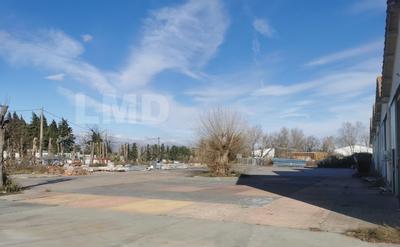 Entrepôt - 2 200 m² - 1 pièce